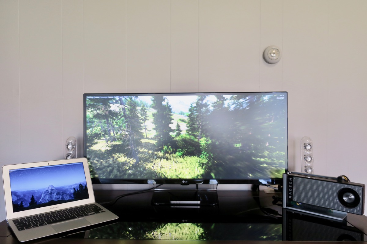 RX 470 eGPU with MacBook Air 11" and LG 34" Ultrawide screen